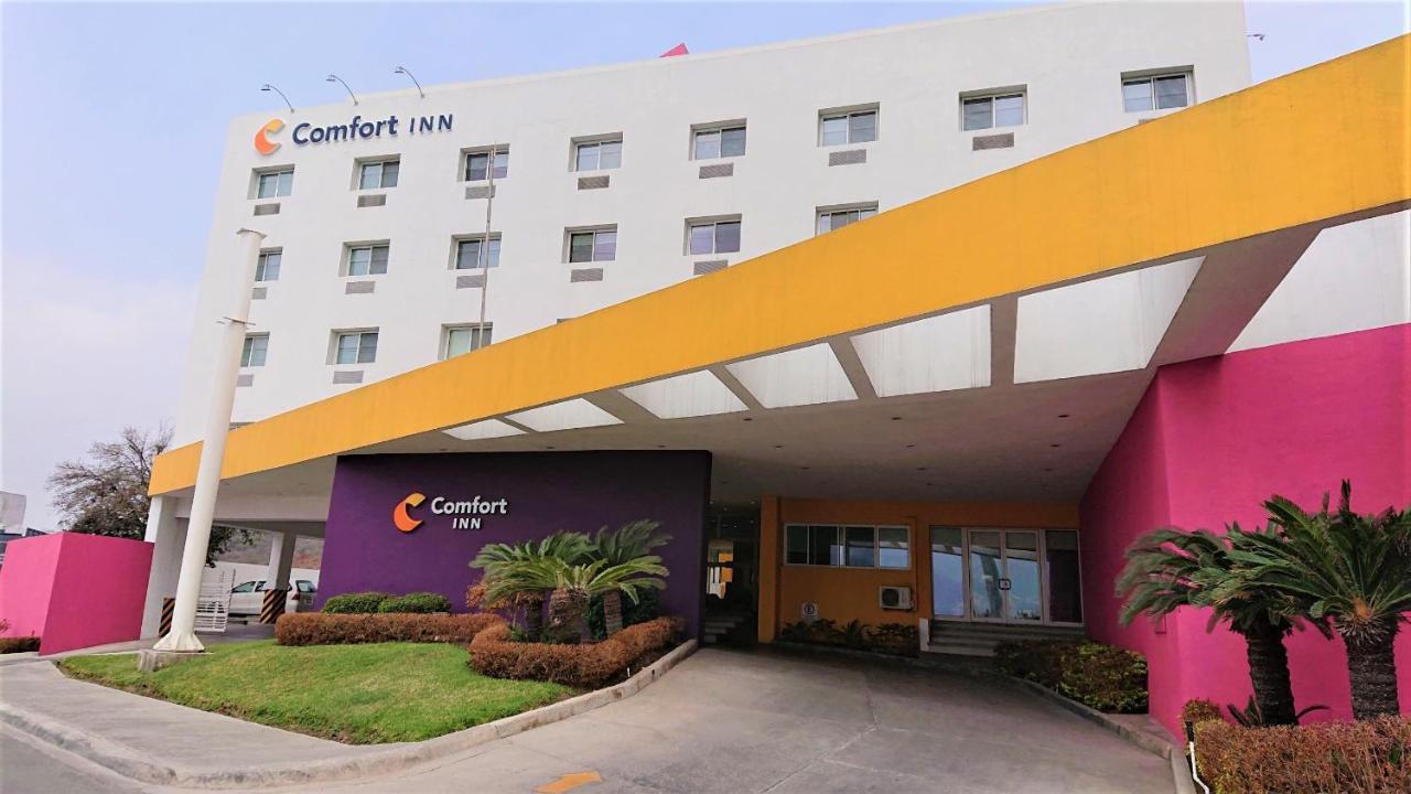 Comfort Inn Monterrey Valle Exteriör bild